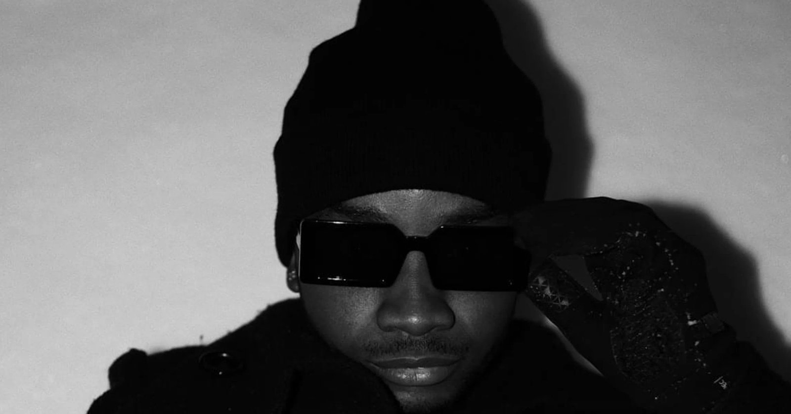 One Sided – Song By Myles Lloyd